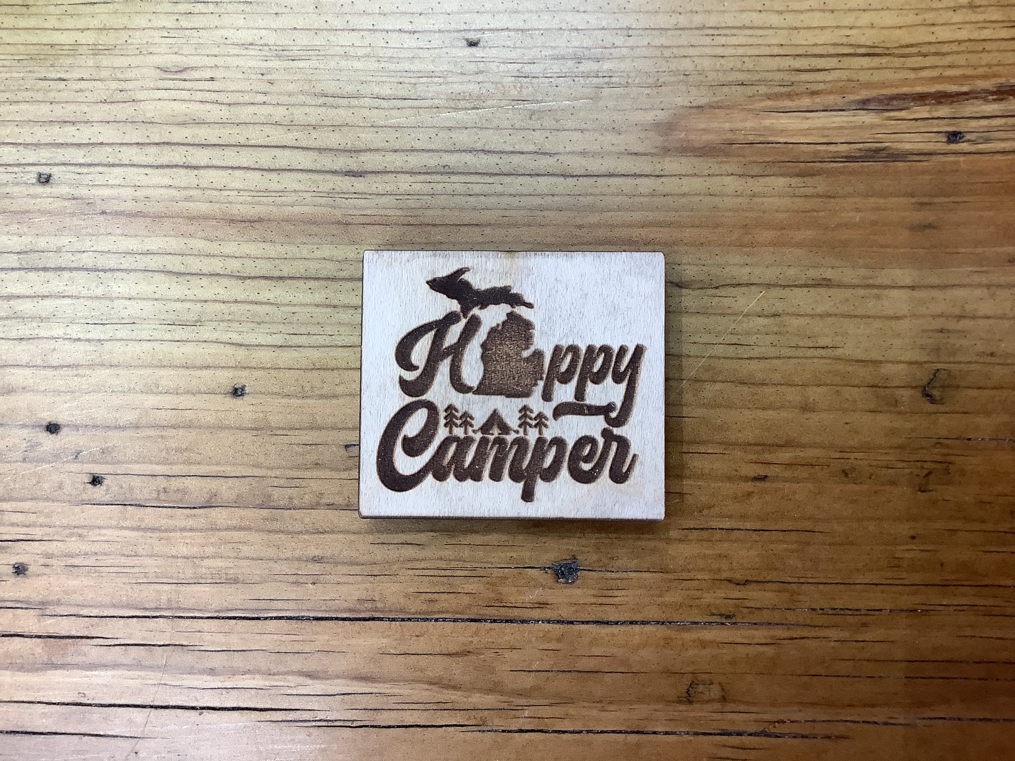 'Happy Camper' Square - Word - Wooden Magnet