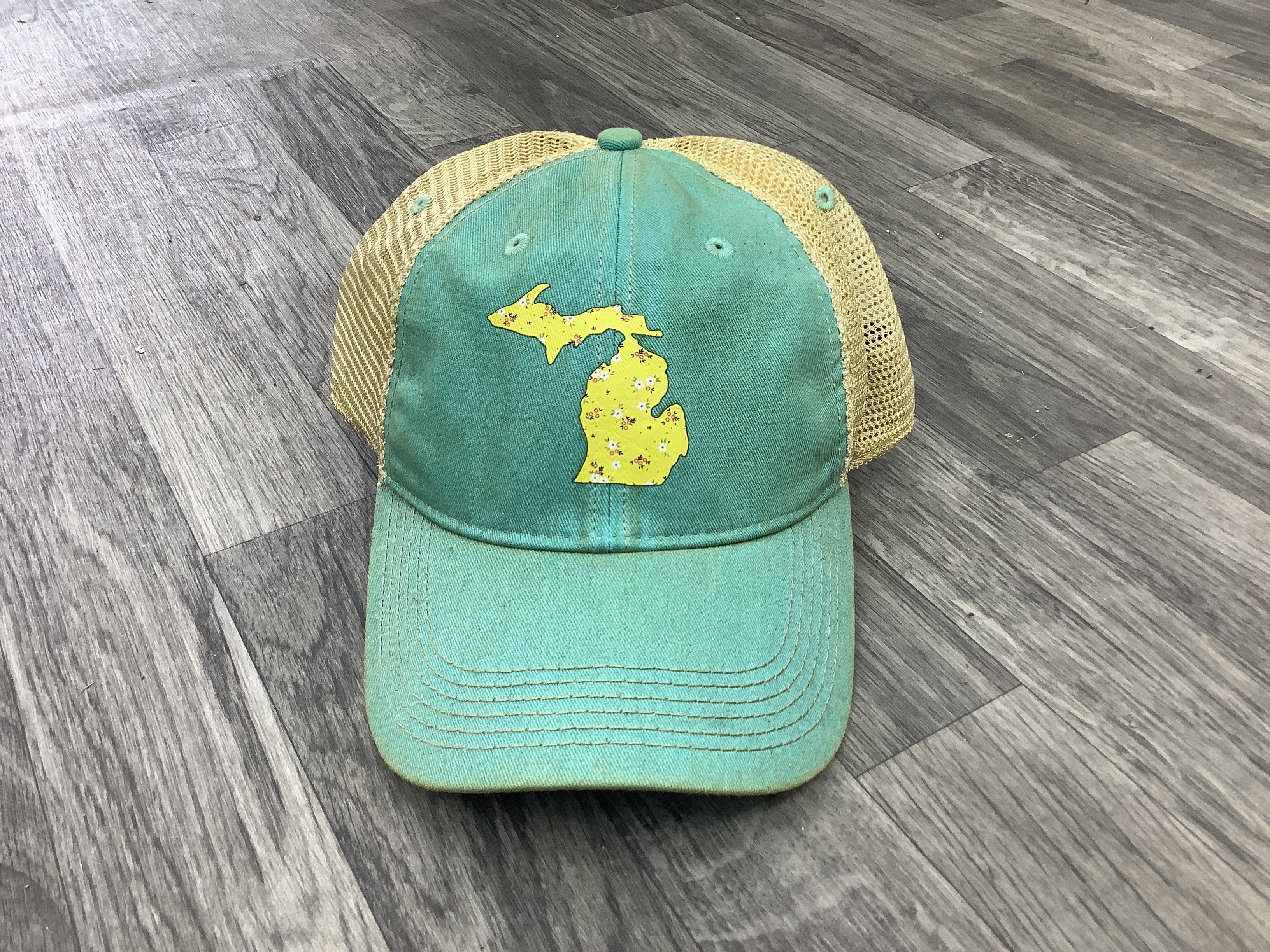 Wildflower - Yellow - Michigan - Azul - Pressed Hat